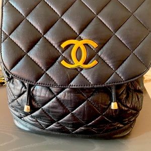 Quilted 100% genuine calf leather back pack. Preowned very good.  Chanel style.